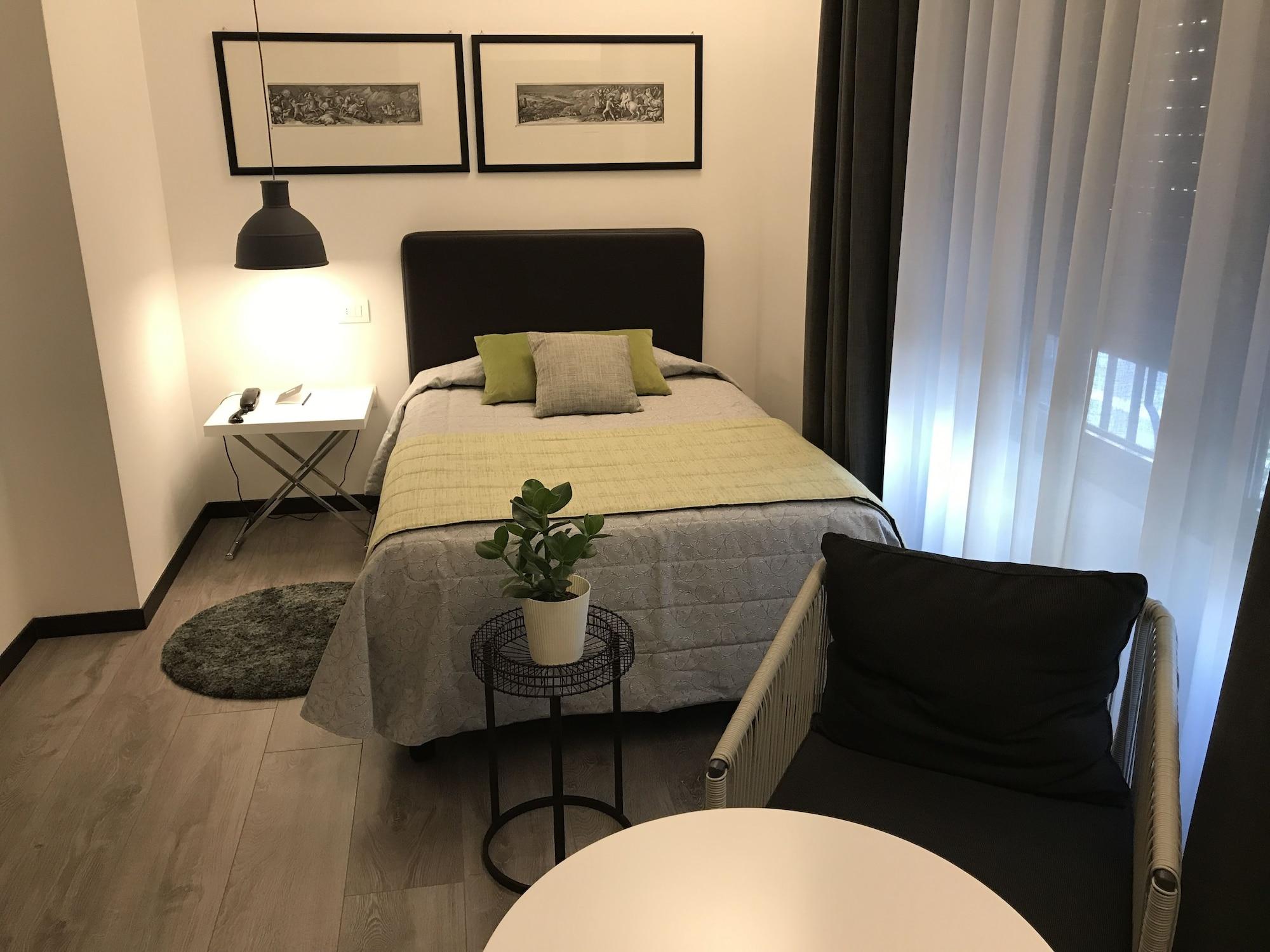 Hotel Bernina Milan Exterior photo