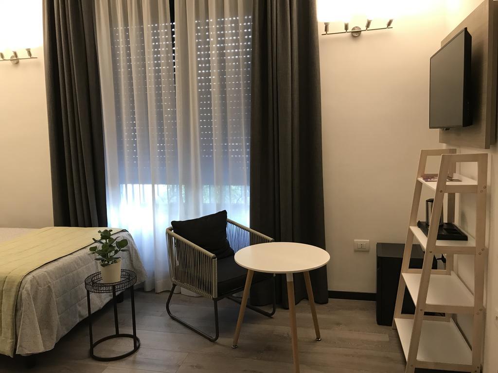 Hotel Bernina Milan Exterior photo