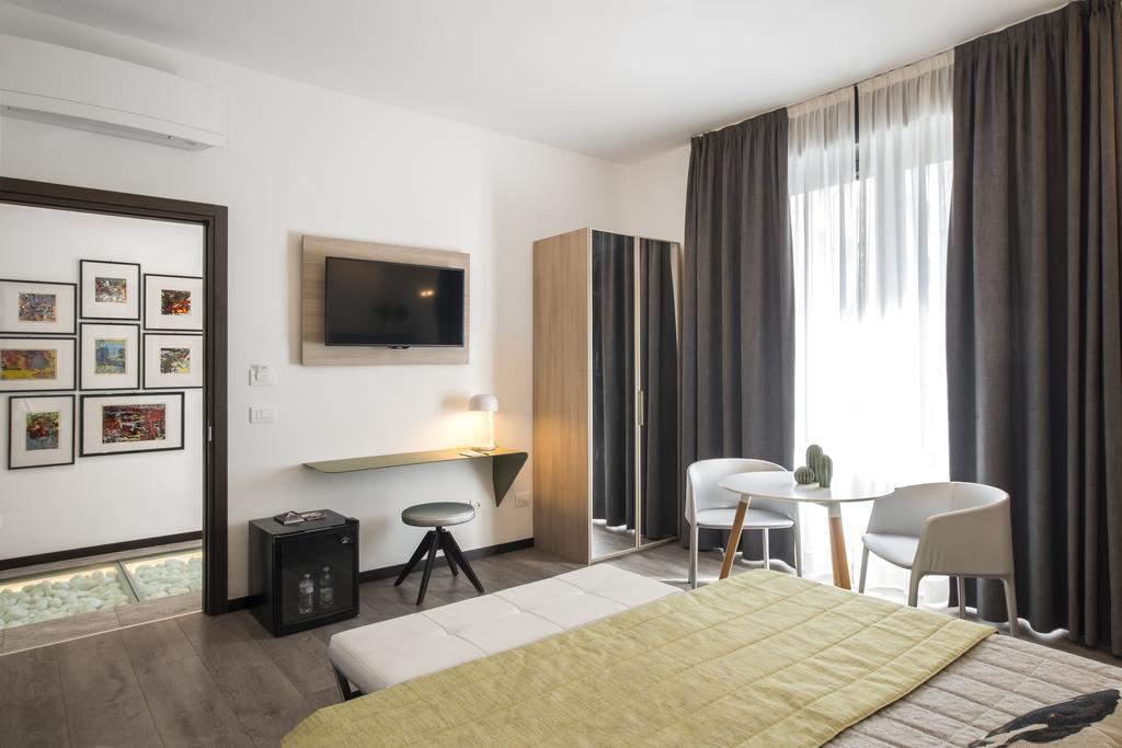 Hotel Bernina Milan Exterior photo